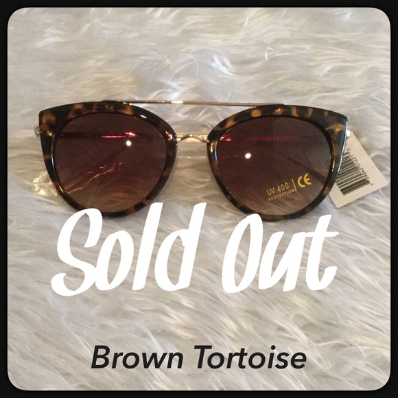 🆕🍒1 Left🍒Cat Eye Sunglasses - Picture 5 of 6